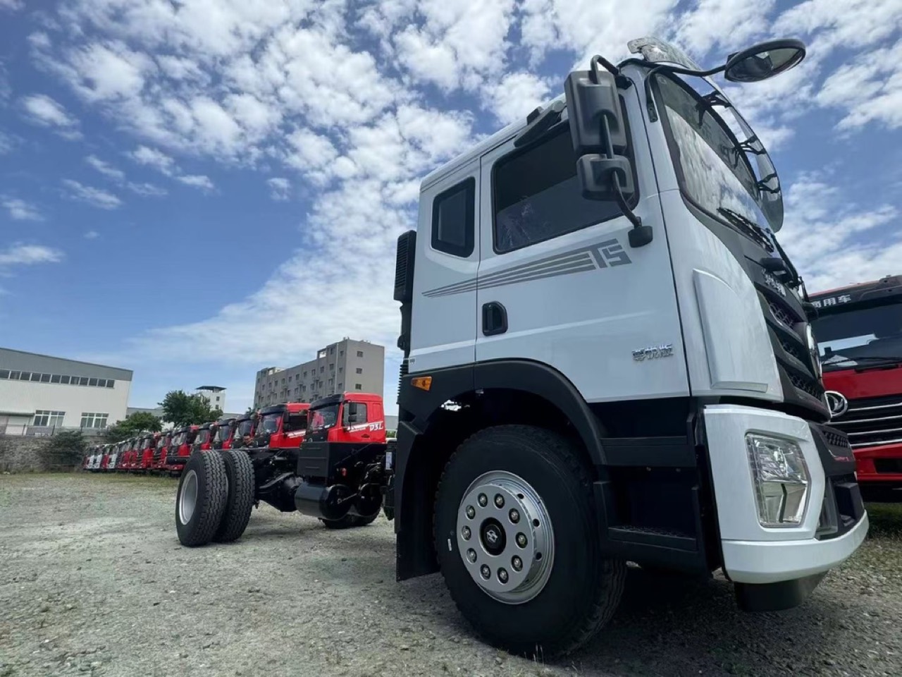Huashen CLW5183GPSCDP Greening Sprinkler Truck